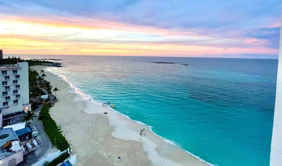 A sunset in front of Riu Palace Paradise Island