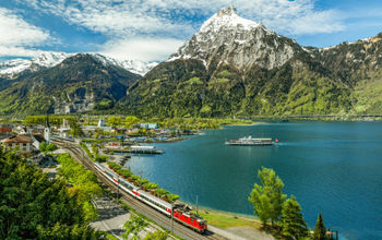 Gotthard Panorama Express