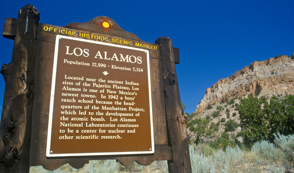 Sign at the entrance to Los Alamos, New Mexico