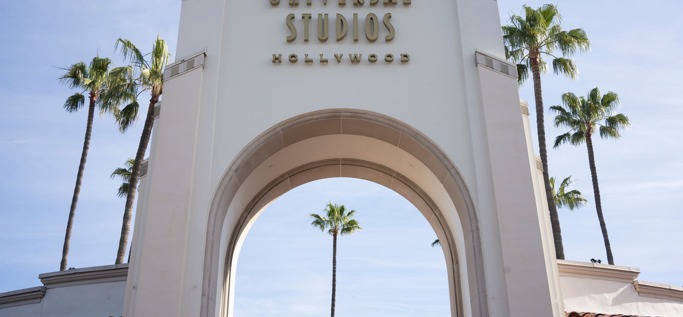 Image: The entrance to the Universal Studios Hollywood. (Photo Credit: Tada Images / Adobe Stock)