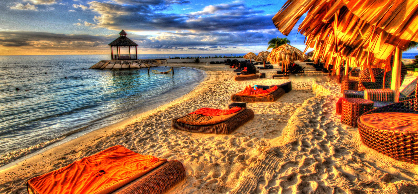 Image: this photo was taken at a vacation resort in Montego Bay , Jamaica. (photo via Isabel_HP / iStock / Getty Images Plus)