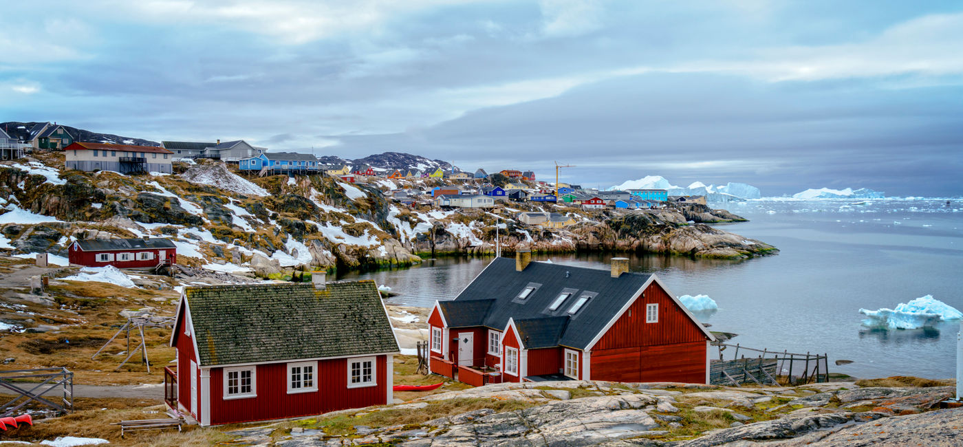 Image: Traditional house in Greenland (Explora_2005 / iStock / Getty Images Plus)