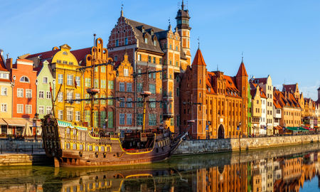 The riverside with the characteristic promenade of Gdansk, Poland. (Photo via nightman1965 / iStock / Getty Images Plus)