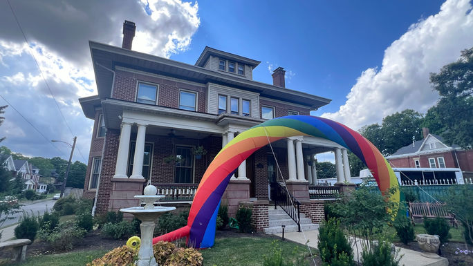 Pride Inn Bed & Breakfast Columbus is run by Jimmie Beall and her wife Mindy