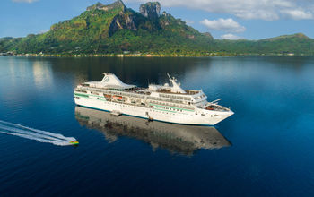 Paul Gauguin Cruises, Bora Bora